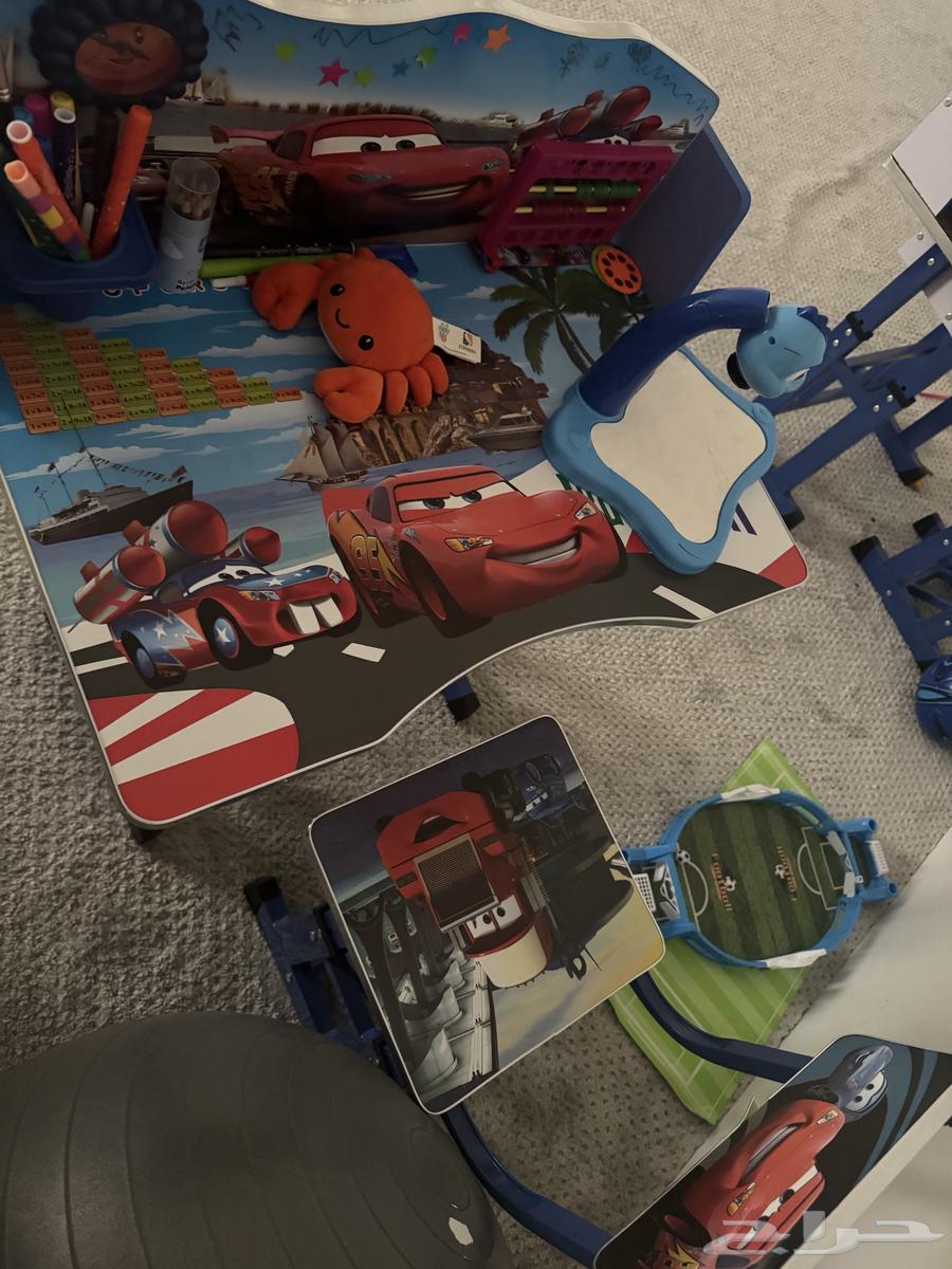 بيع مقاعد 140 ريال للمقعد مع كرسي64472228232449111