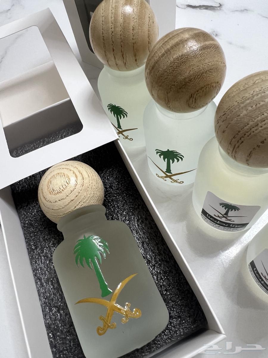 Perfumes with box and theme for National Day or custom printing64477436747907110