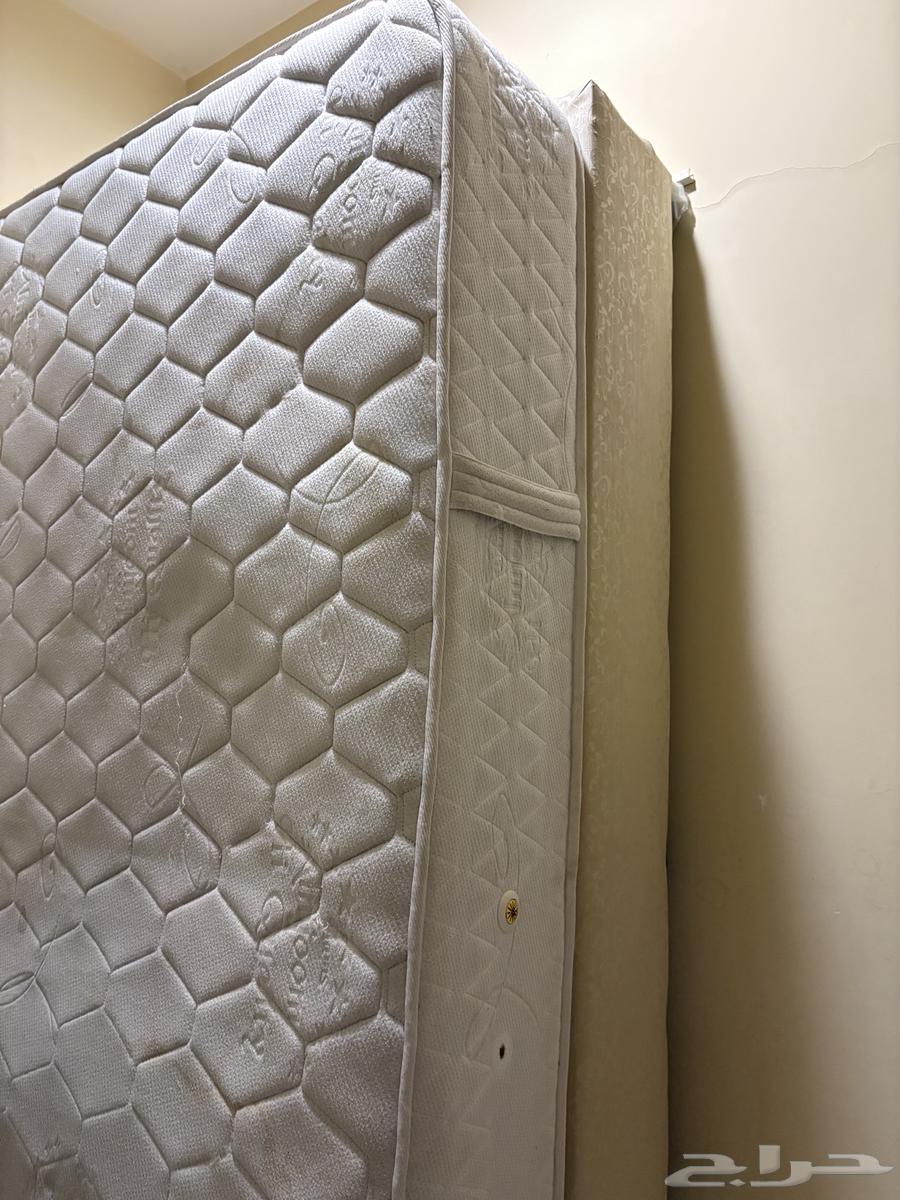 سرير مع مرتبه ب250 ريال64471911089153112