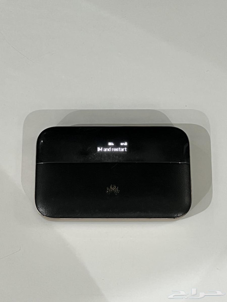 راوتر هواوي مع شاحن متنقل64474235774722111