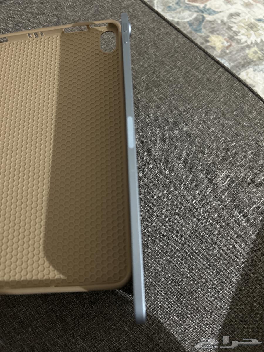 ايباد اير64476712686083113