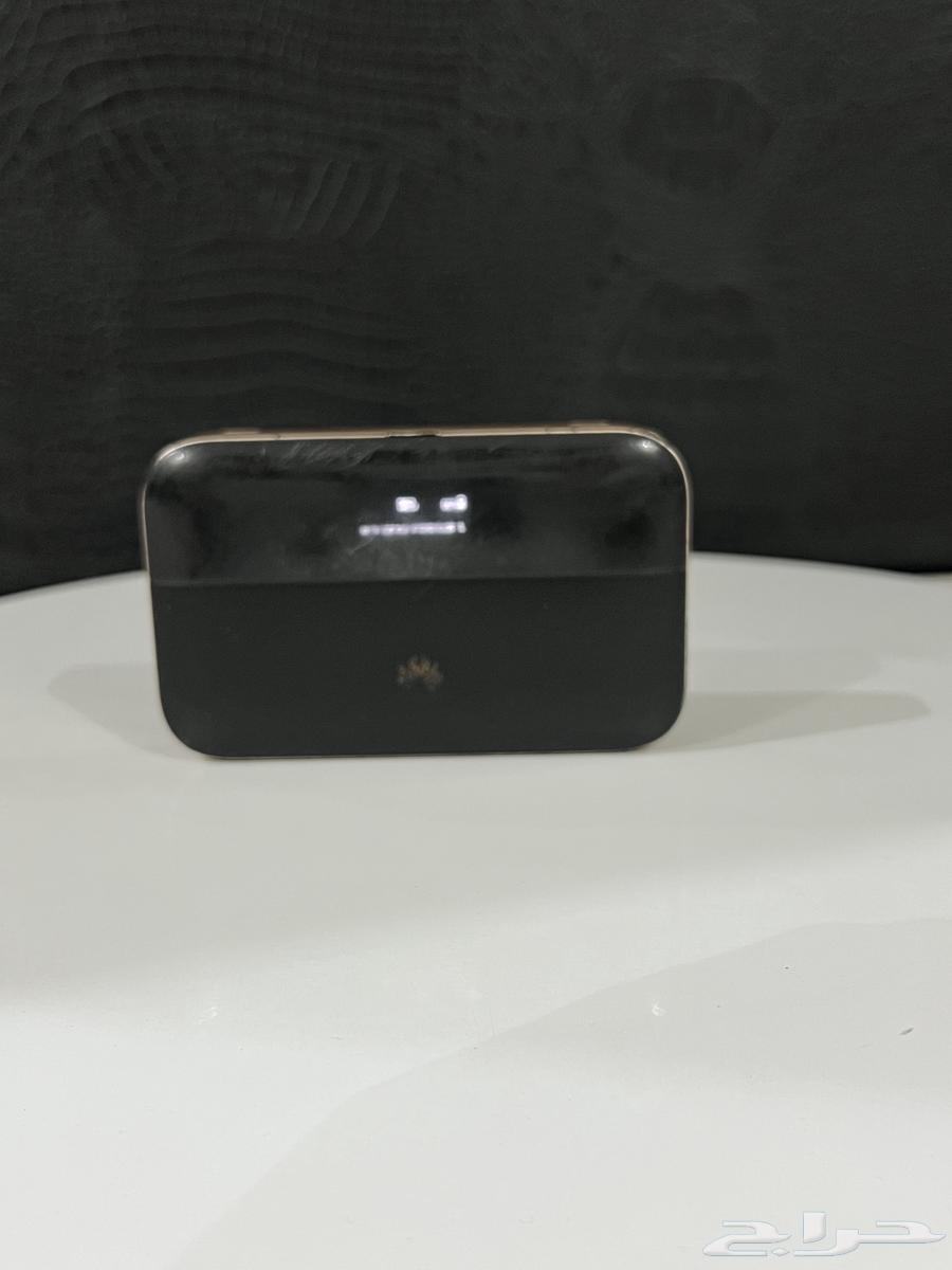 راوتر هواوي مع شاحن متنقل64474235774722114