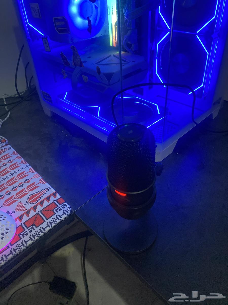 عندي مايك هايبر اكس وسماعه هايبر اكس كلاود264475198589443110