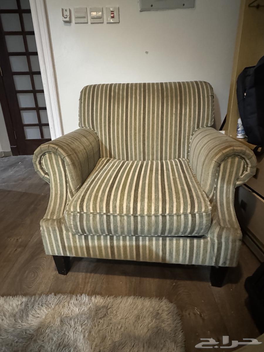 كنب انتريه بحاله جيده64477199604995112