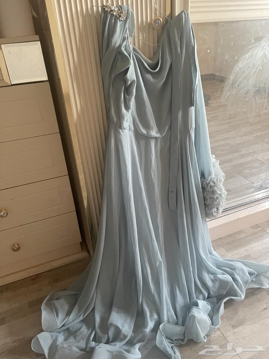 فستان من المصممه بوتيك الزين64476170729218112