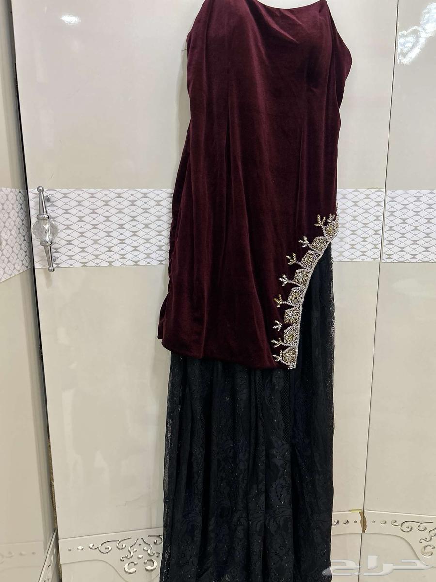 فستان عنابي واسود  سعر الشراء 400 البيع مانختلف64478333778179111