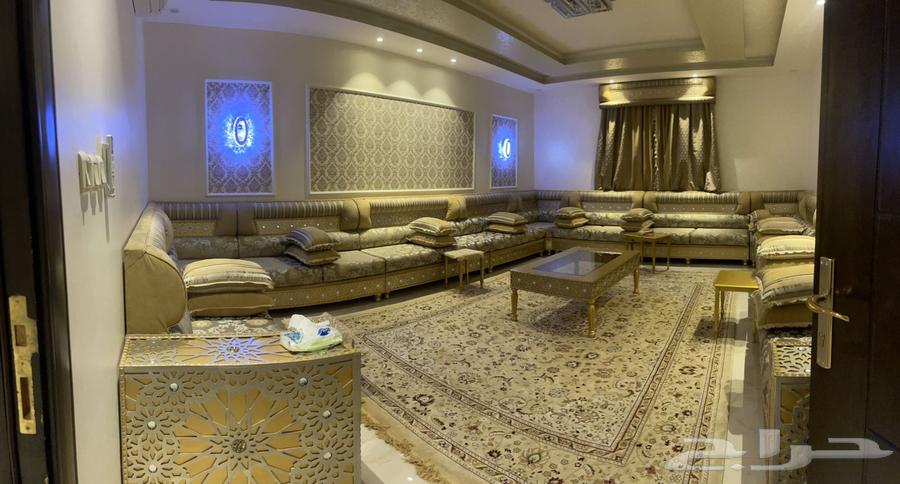 كنب مجلس مغربي نحت يدوي للبيع مقاسه خمسة في ستة ونص64471773891201110