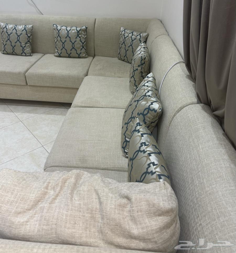 Sofa64476351143937110