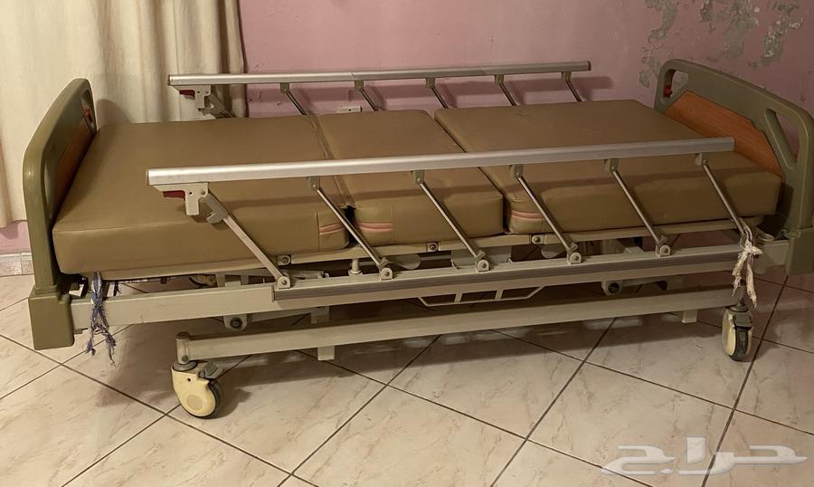 سرير طبي يدوي مع مرتبه64471870241539111