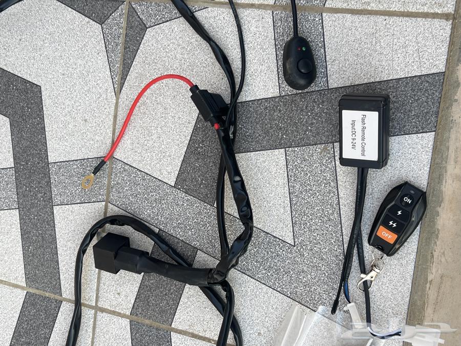 للبيع كشاف ليد اصفر شروكي سييرا افجي فتك64472858242561113