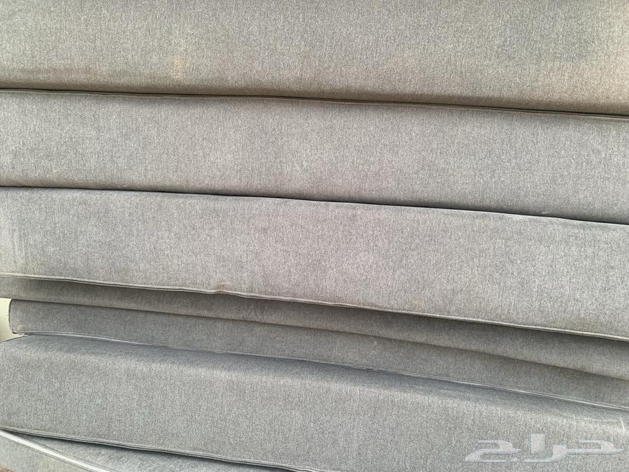 مساند و كنب ارضي للبيع64478018092674110