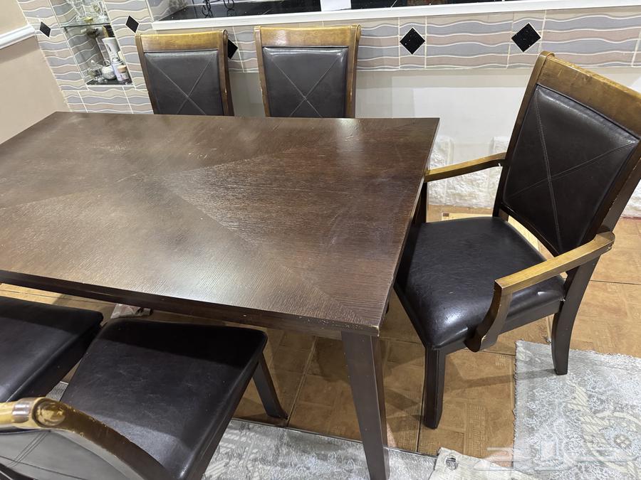 Luxurious table64473009102209110