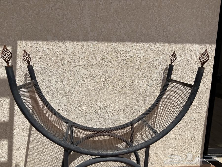 Zal, Mattresses, and Wood Supports64473653250946113