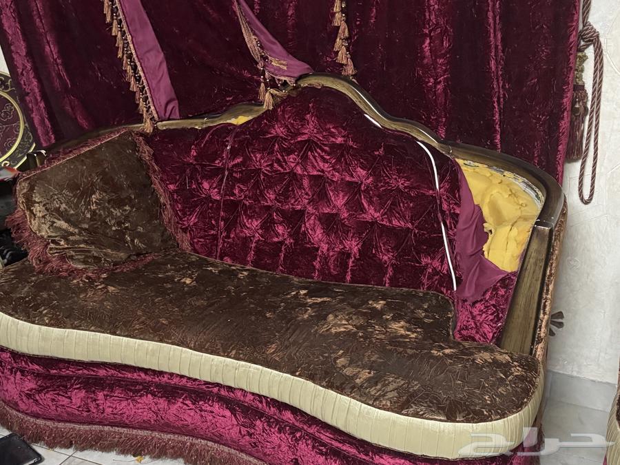 Used sofa set with curtain64476392824450113