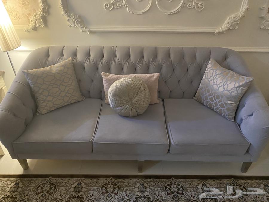 كنب للبيع (لثمن أشخاص)64428308815875112