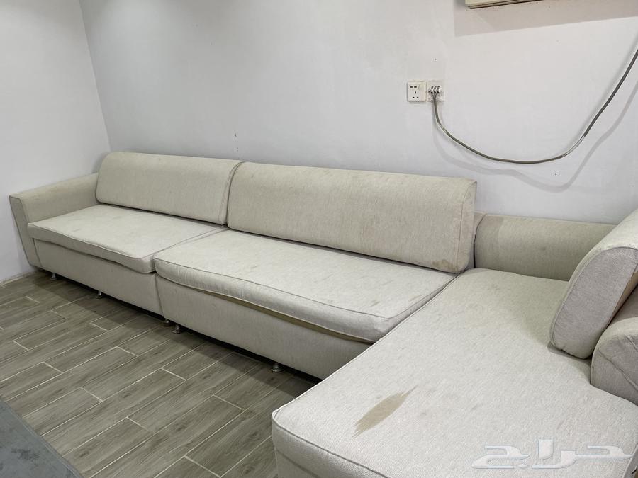 كنب صاله مكون من اربع قطع لون بيج64473191613441110