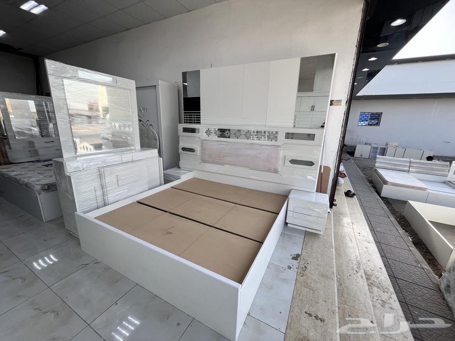 دولاب و غرفة النوم مستعمل نظيف للبيع64478087306883114