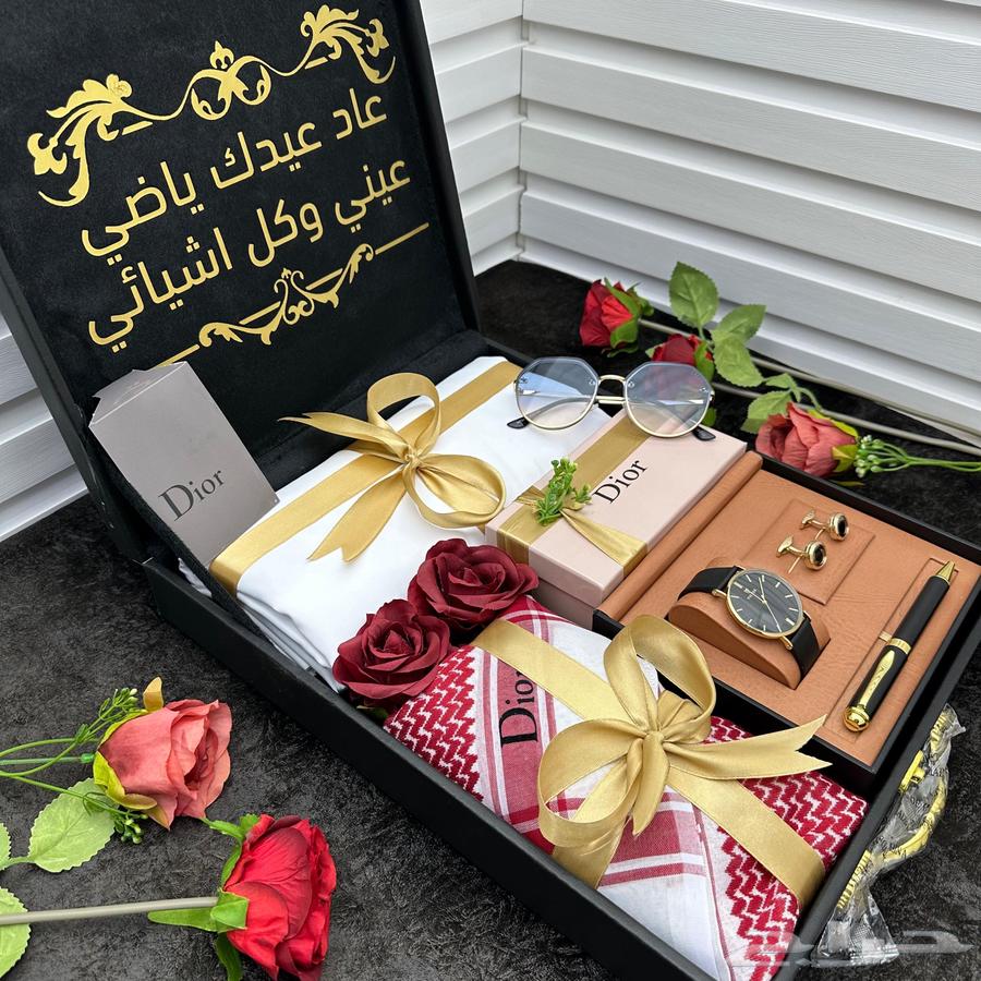 Luxury Dior box, here are the components of the box64476754720003111