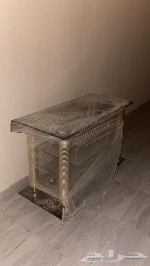 طاولة فخمة للبيع64475791890435110