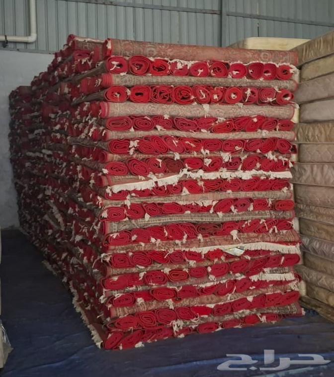 Carpets on the floor64473806015874112