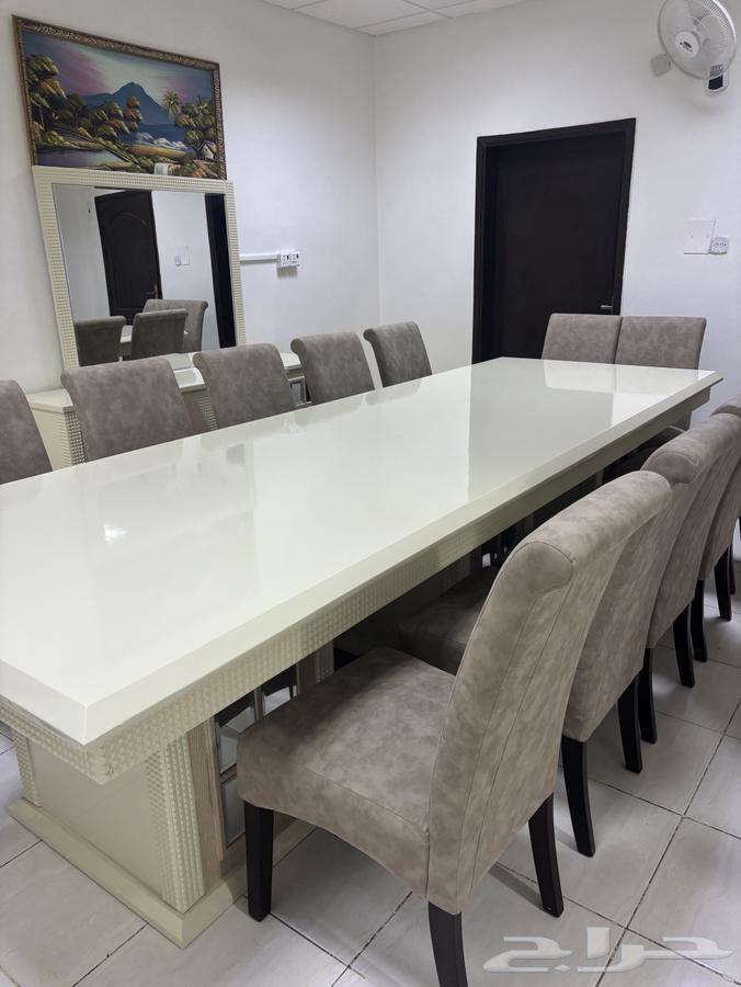 Dining table64478142053251113