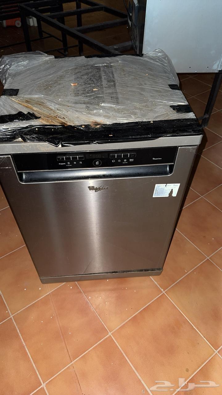 فرن كهربائي جداري وغسالة اواني تحتاج إصلاح لتجار الخردة64473485252226110