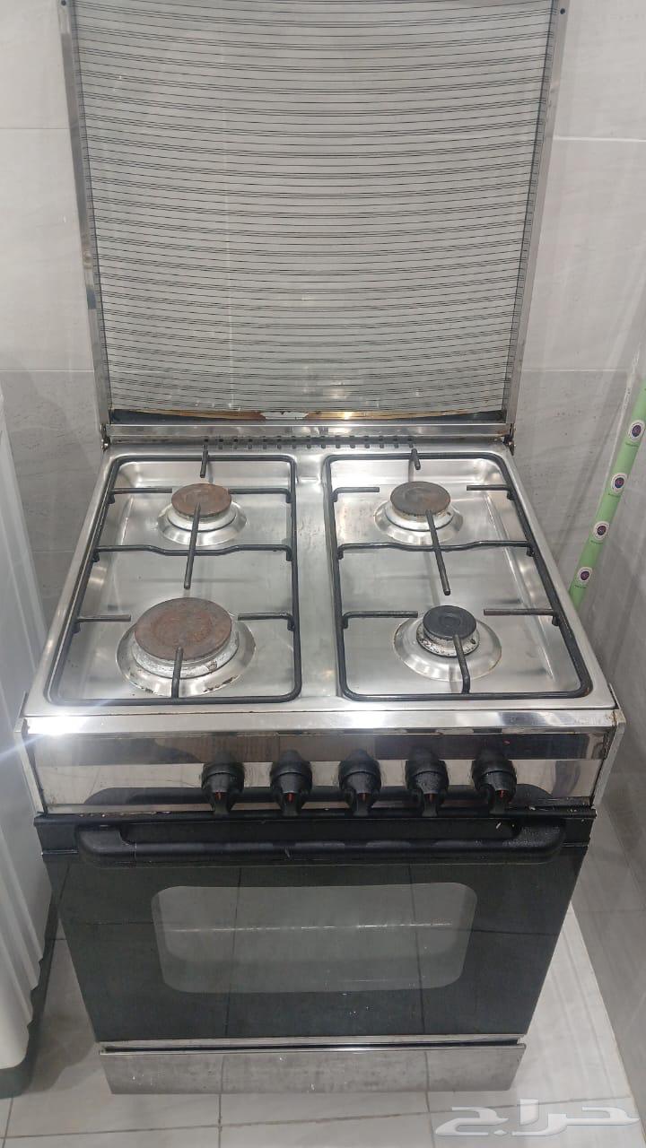 عندي ثلاجه ومكيف وغسل وفرن للبيع64477422537218112