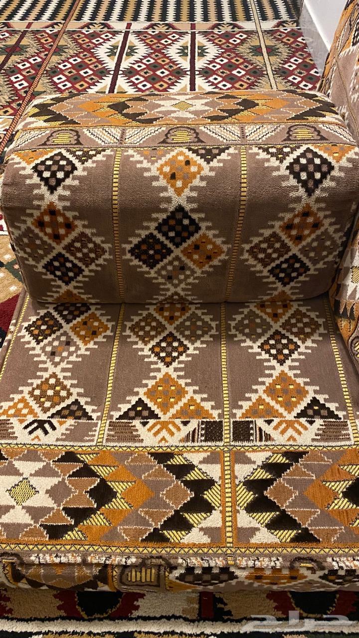 اثاث مستعمل مساند ظهر وارضيه ومراكي شبه جديده64476824634883110