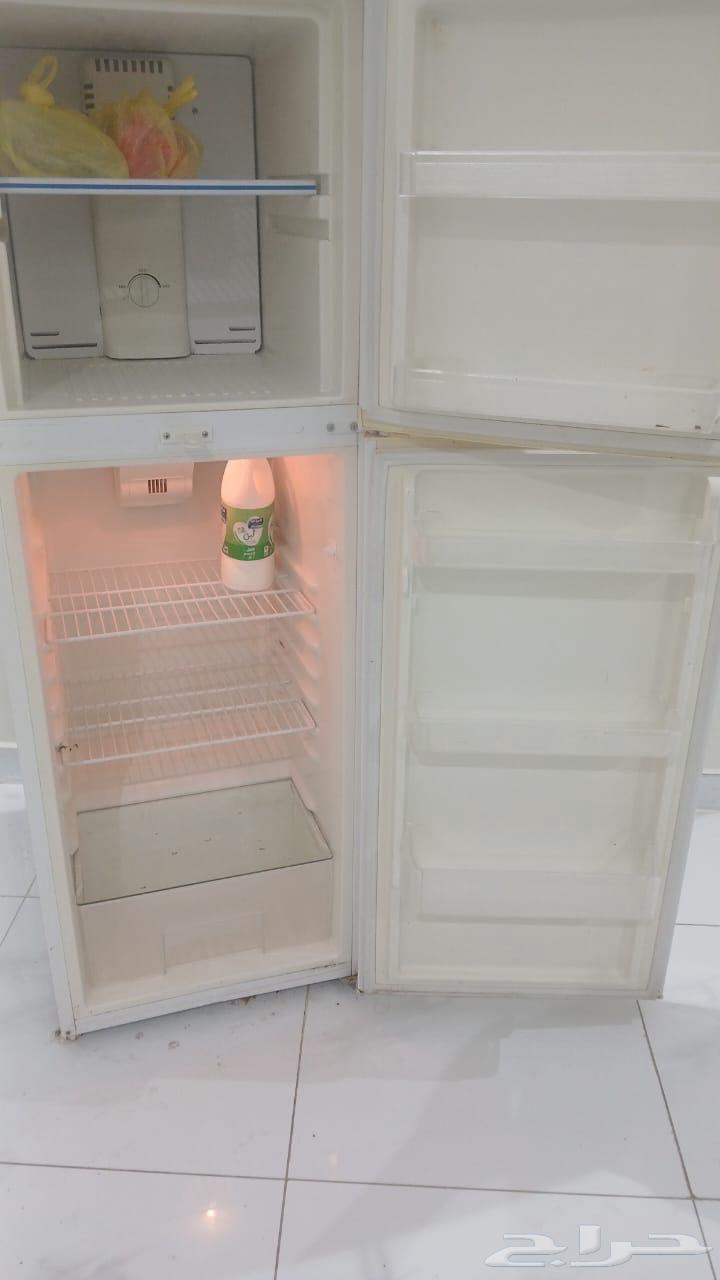 عندي ثلاجه ومكيف وغسل وفرن للبيع64477422537218114