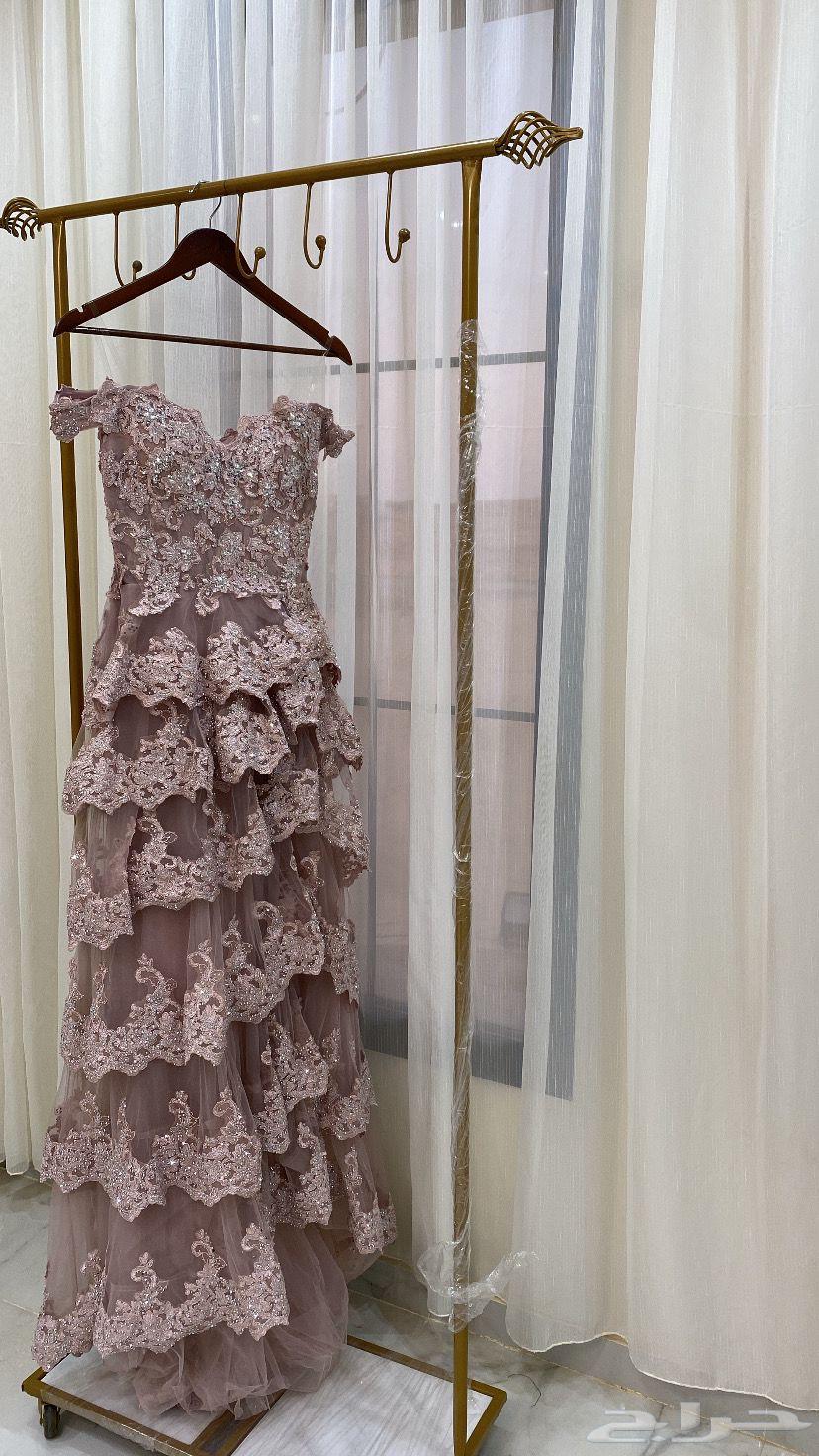 فستان للعروس و حفلات للبيع مقاس s ( تم البيع )64476866355843110