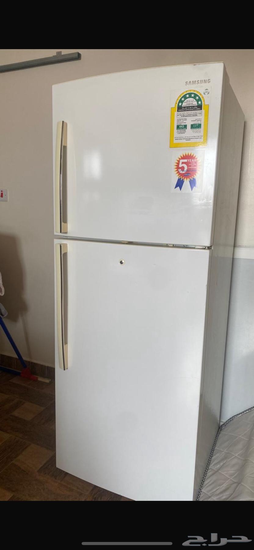 ثلاجه للبيع شبه جديده64472034334337111
