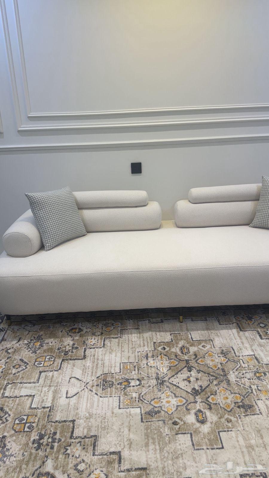 Three-seat sofa, two separate single seats and one long seat, new64477894290946112