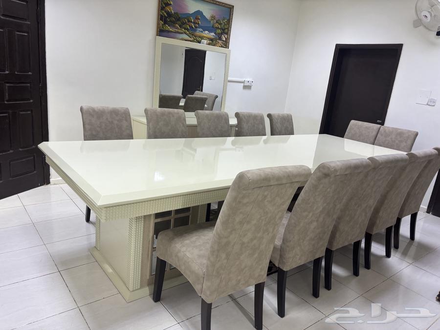 Dining table64478142053251111