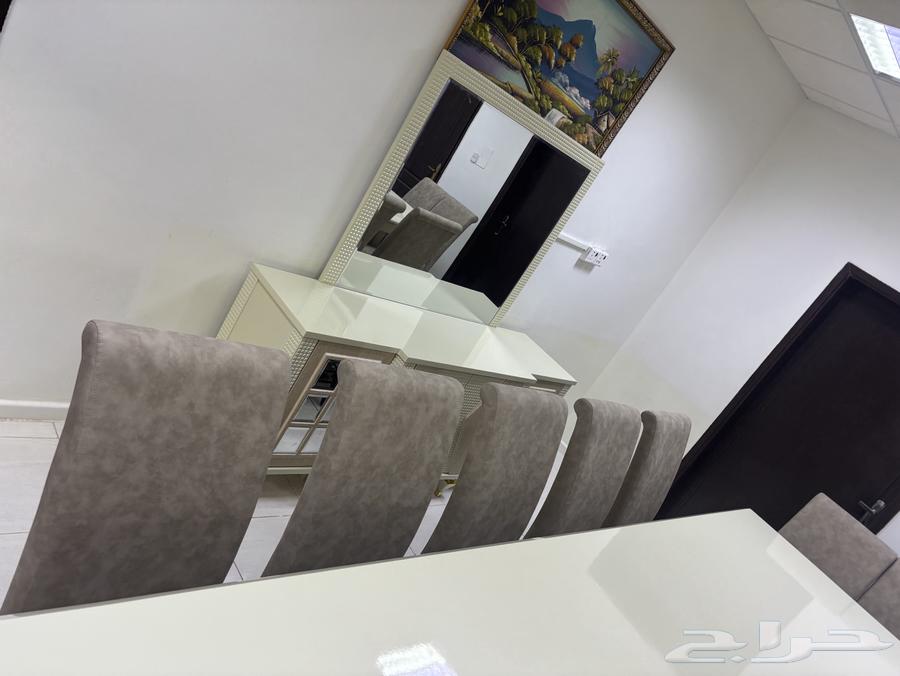 Dining table64478142053251112