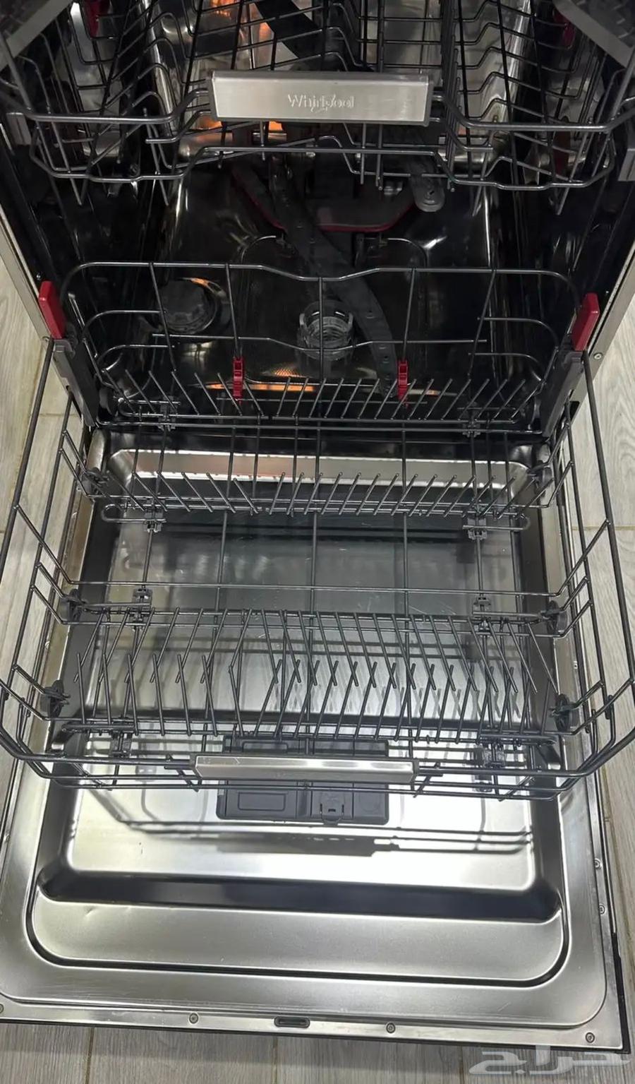 غسالة مواعين شبه جديدة64473790540162112