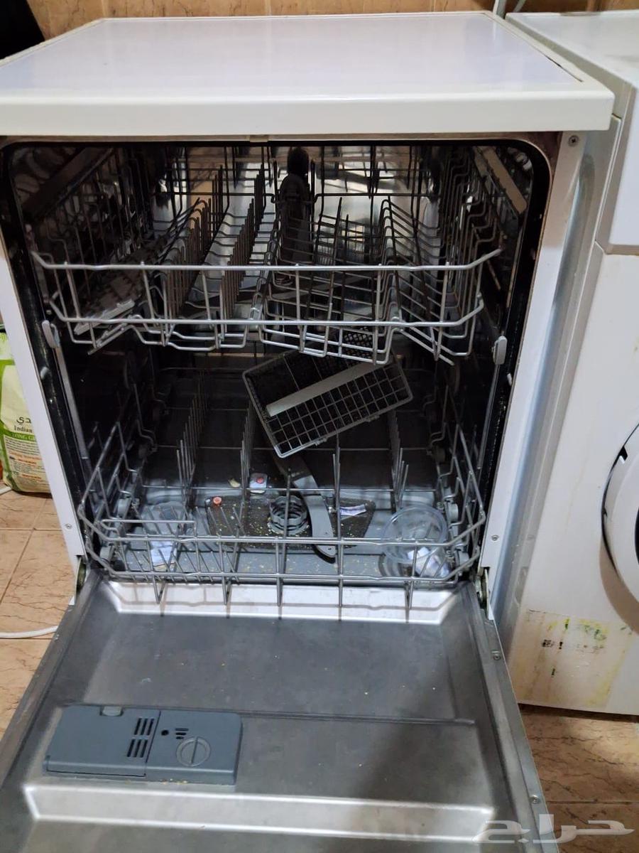 للبيع مجلس ارضي جلاية وسكوتر64478635785091114