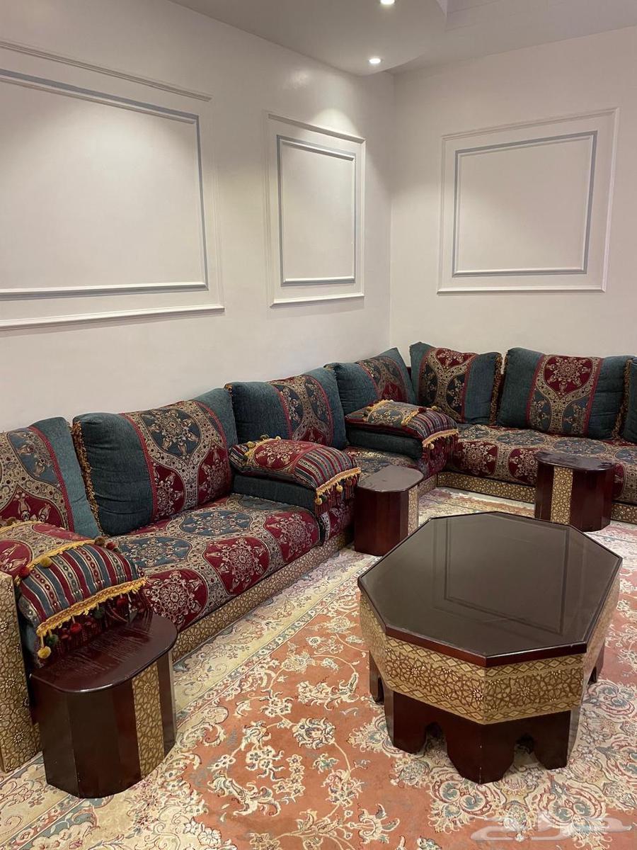جلسه مغربي اصلي خالي من العيوب شبه جديد زاويتين طاوله دولاب64479037164034111