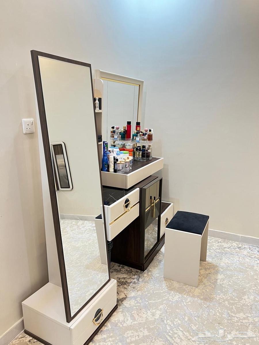 غرفة نوم شبه جديدة صناعه تركيه64478402605827112