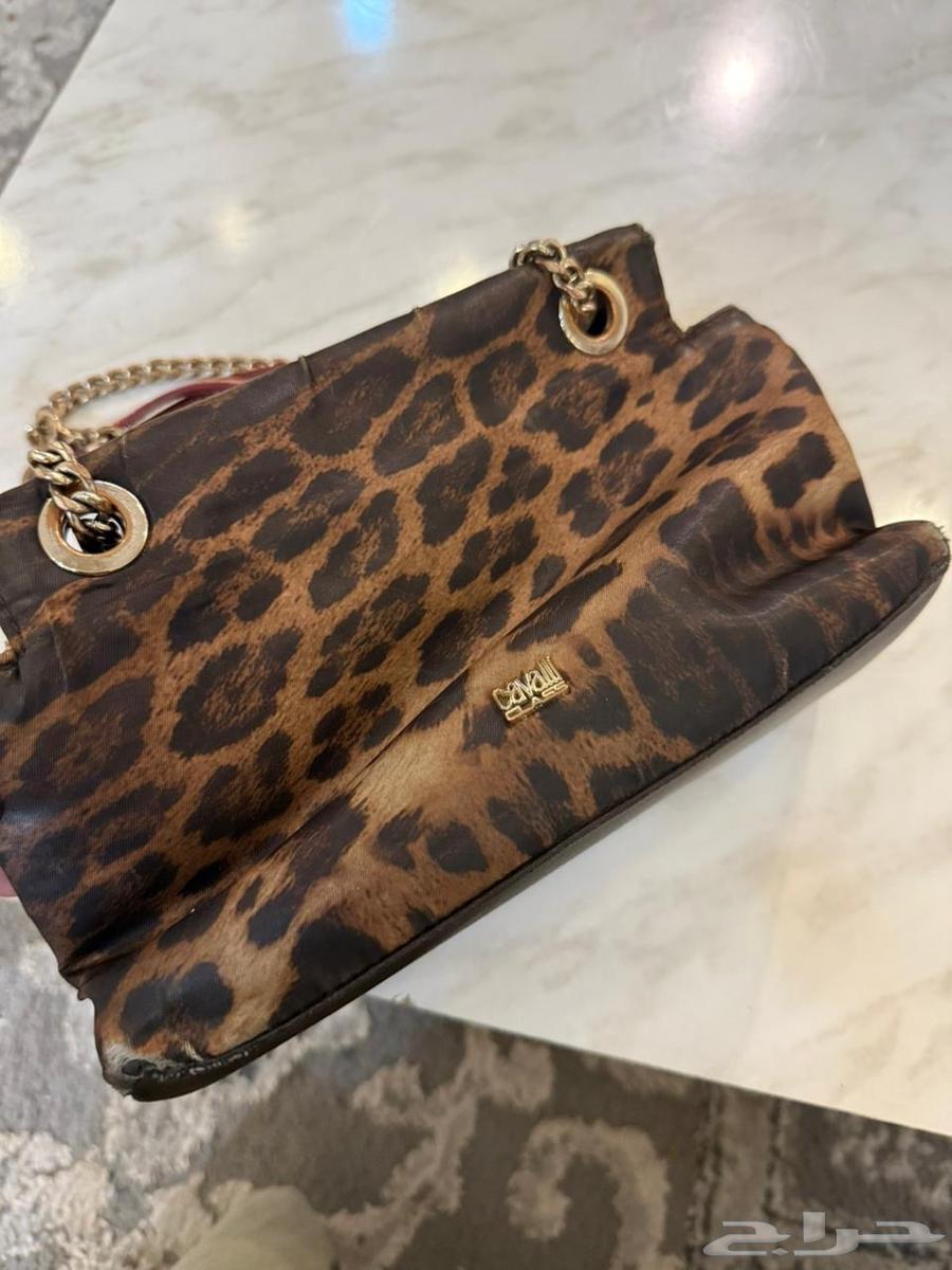 ثلاث شنط بيع بالجملة ب 50 ريال فقط كلهن64473725945475114