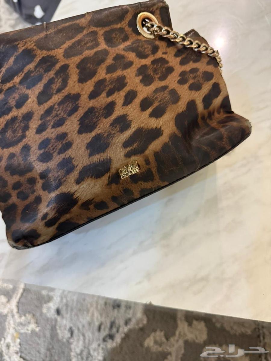 ثلاث شنط بيع بالجملة ب 50 ريال فقط كلهن64473725945475112