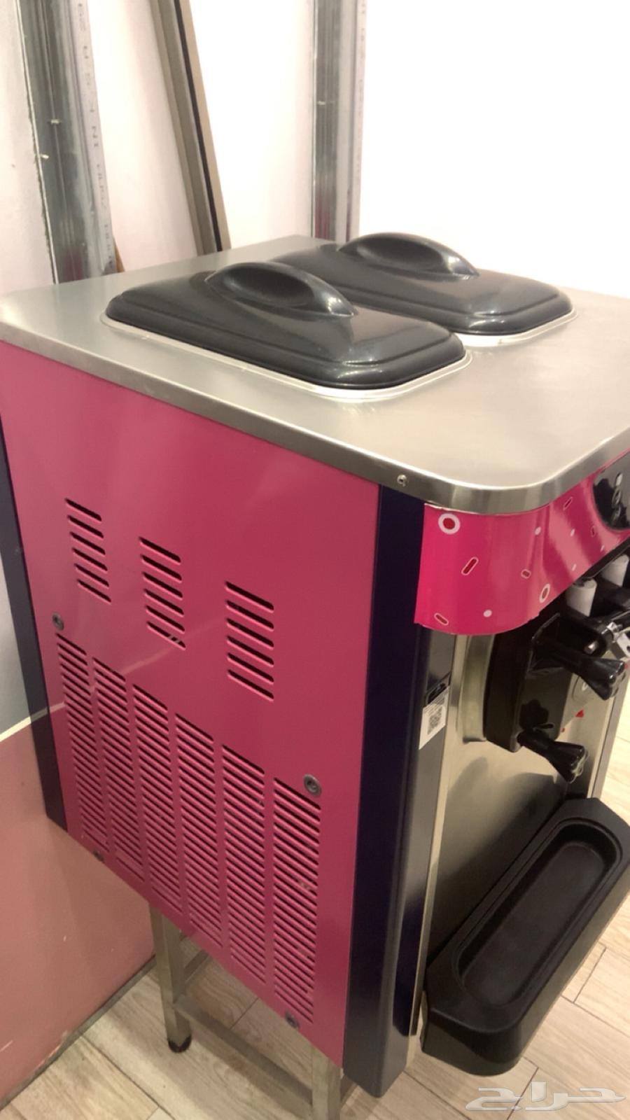 Ice cream machine64479660554755112