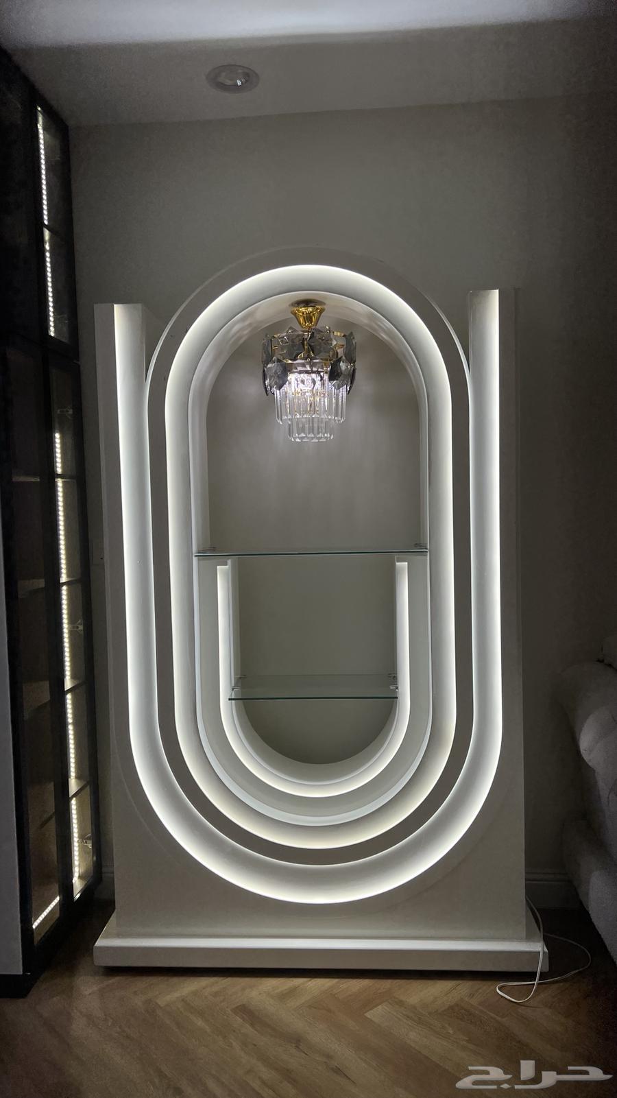 عربية ملكة مضيئة ونجفة64483535978753110