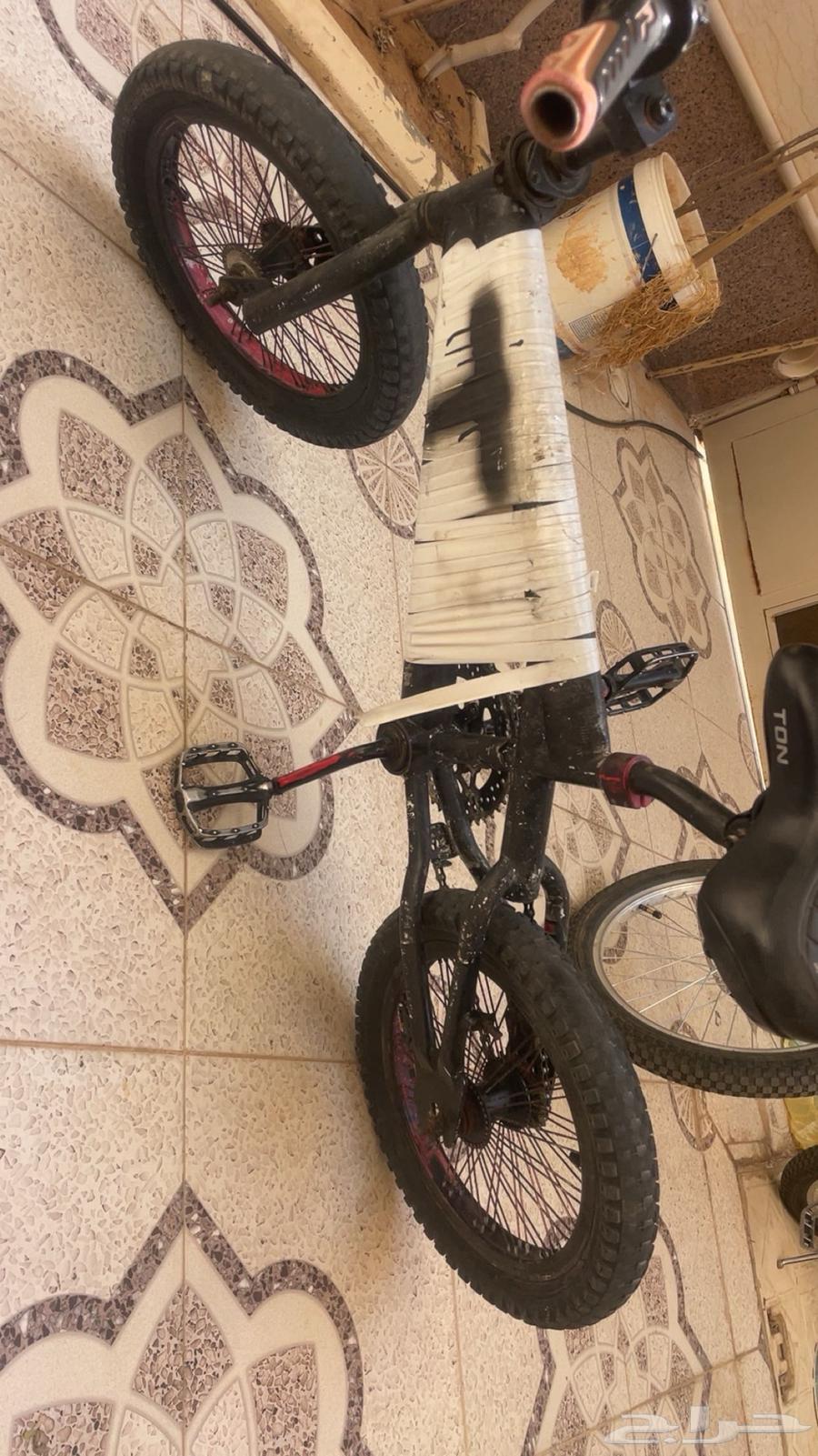 Cycl64482131963778112