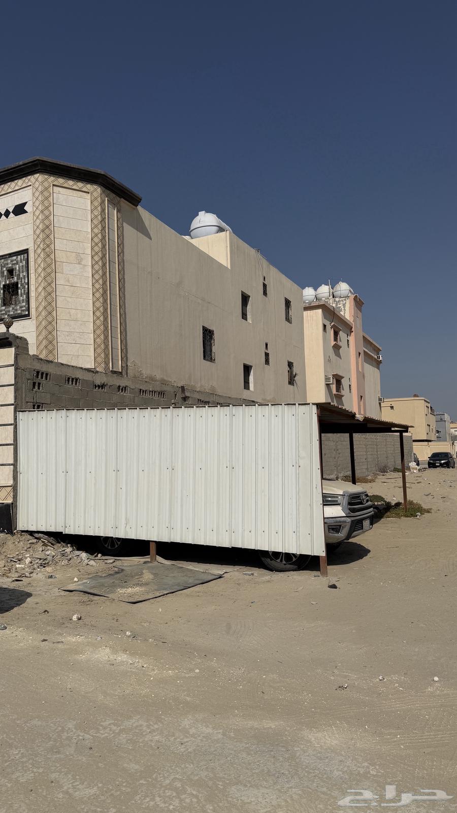 للبيع قراج بايكة 3 فتحات64481955561601110