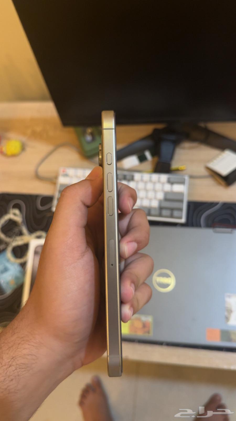 للبيع ايفون 16 pro max نظيف شبه جديد64482755229057111