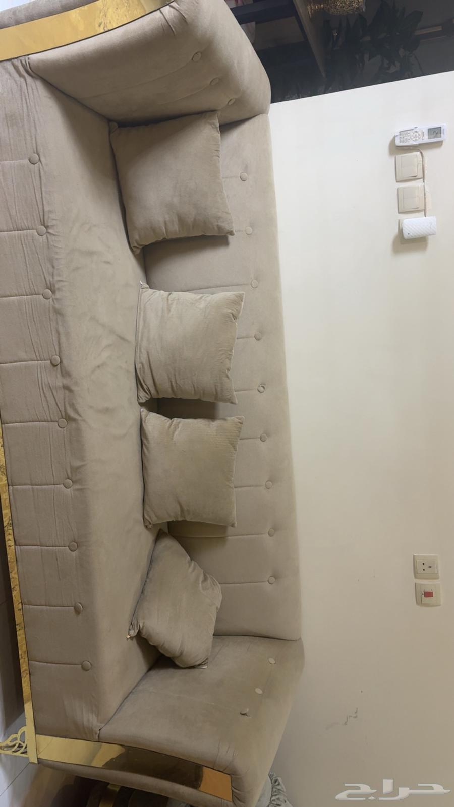 كنب خمس قطع لون ترابي64482918940673111