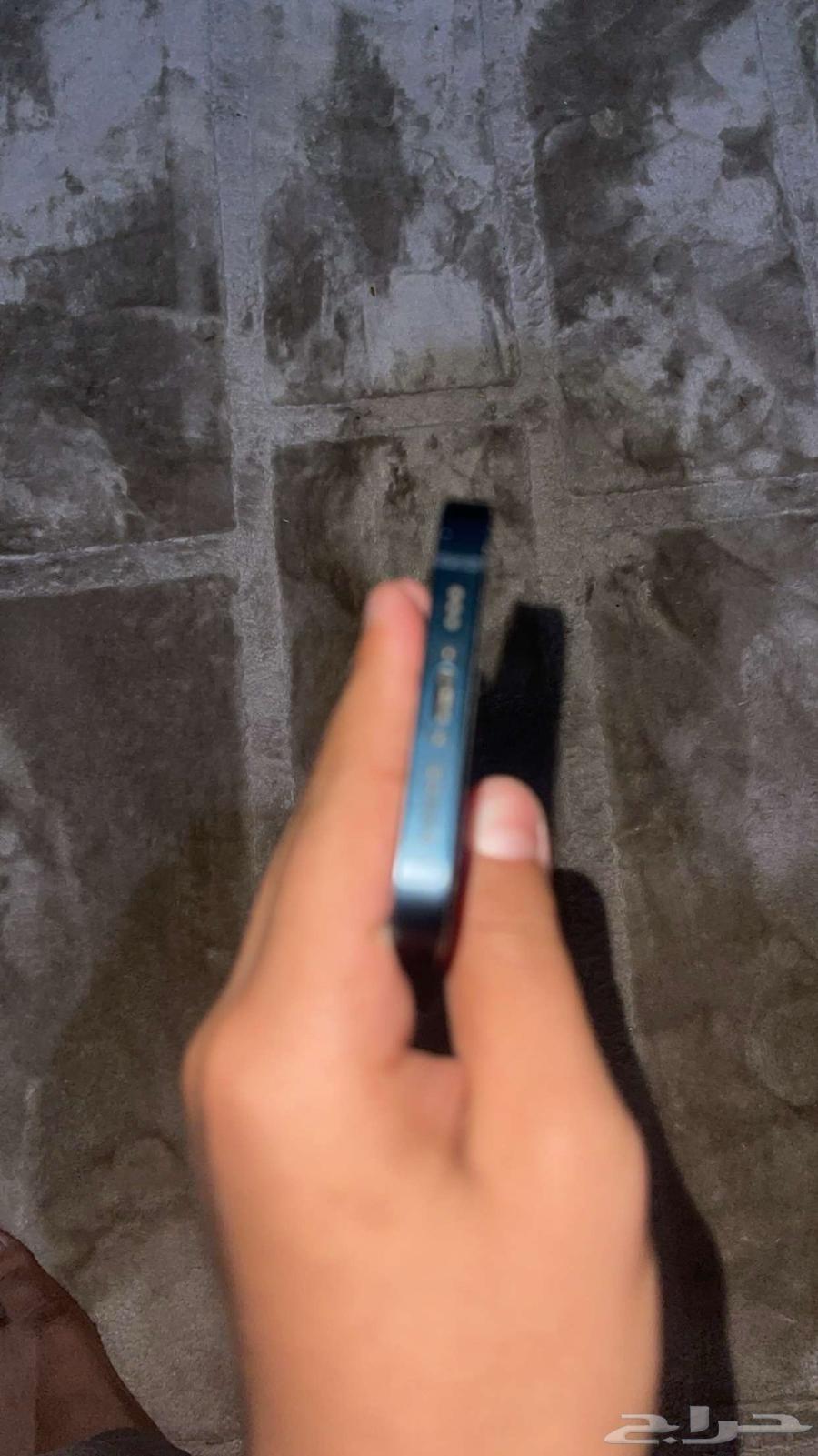 iPhone 13 with box and accessories64485079032833112