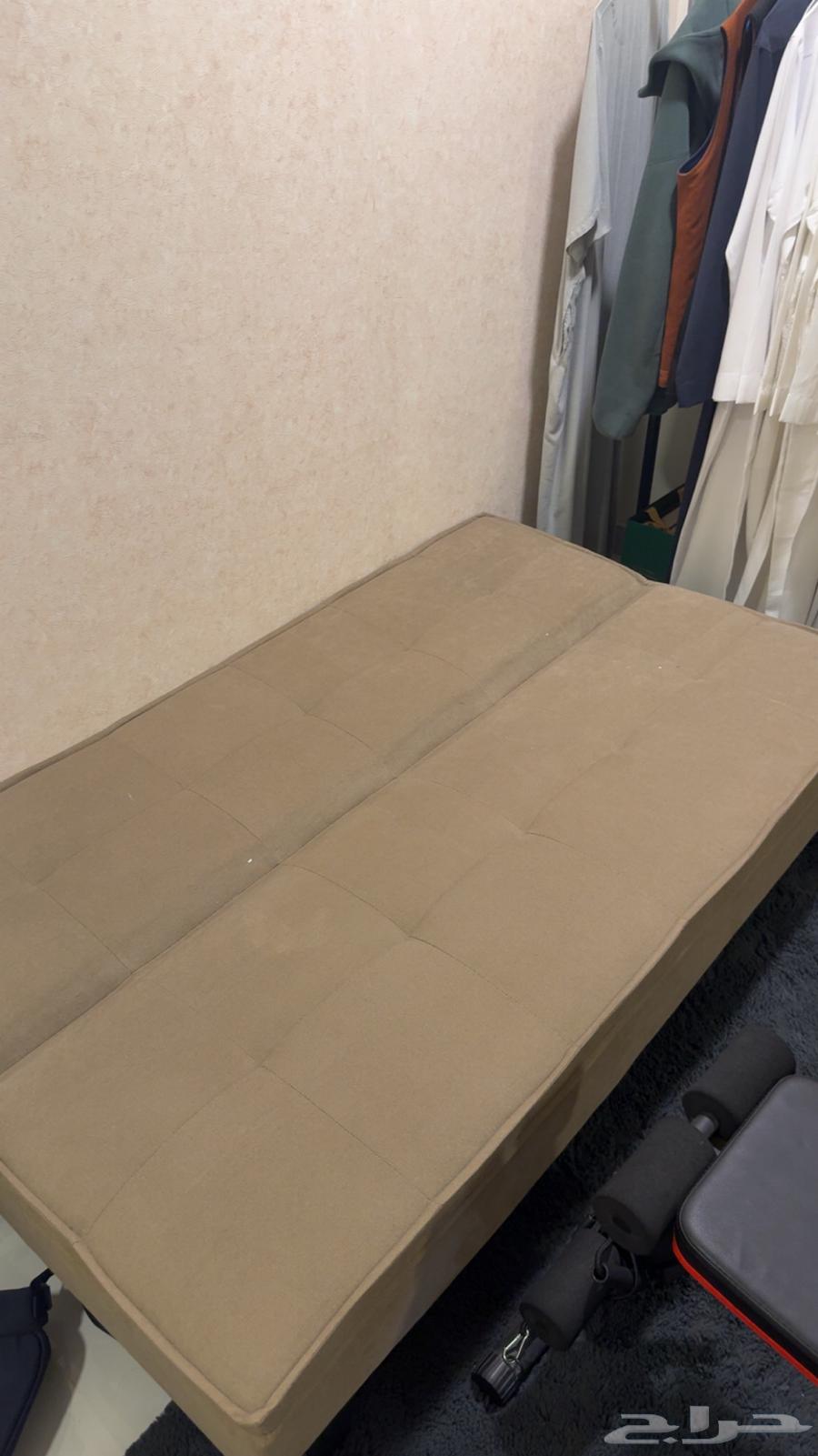 سرير أطفال بزحليقه و كنبه و طاوله L زجاجيه64482837093123113