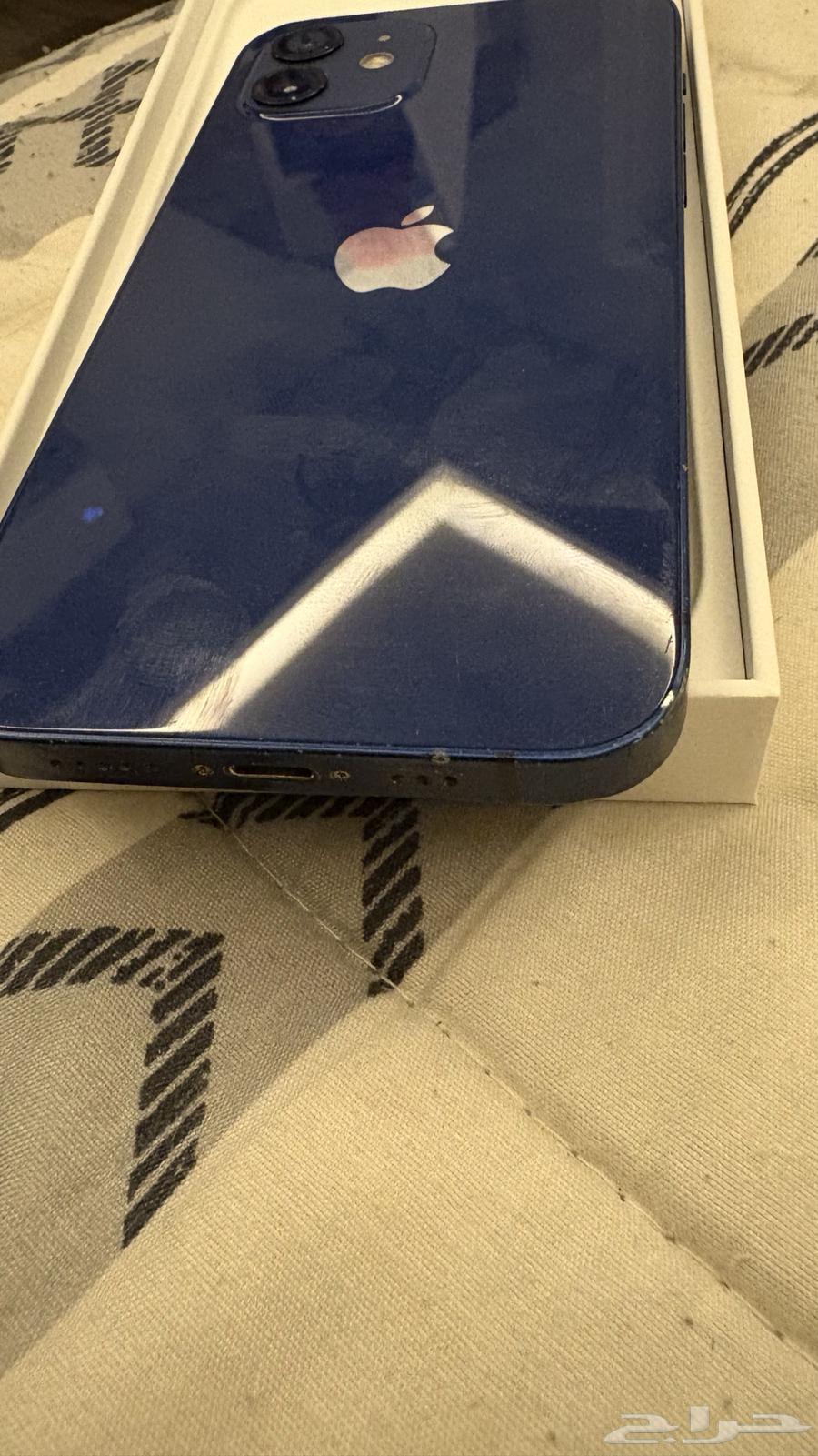 iPhone 12 regular, dark blue color64483410815617110