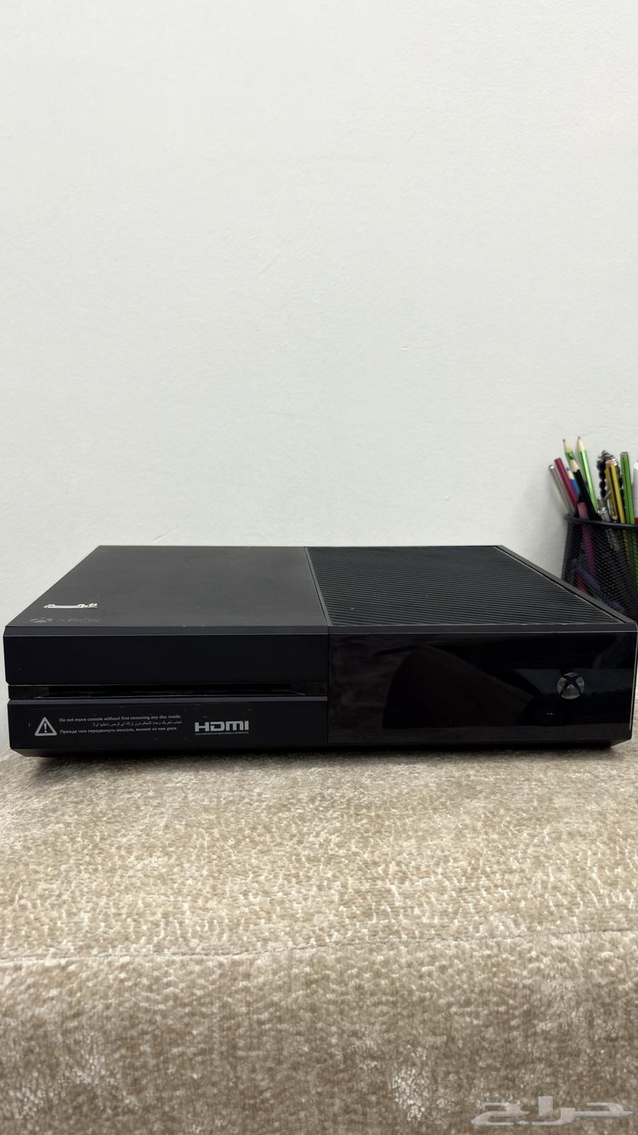 اكسبوكس ون اسود 500 جيجا شبه جديد للبيع او البدل64484471055619110
